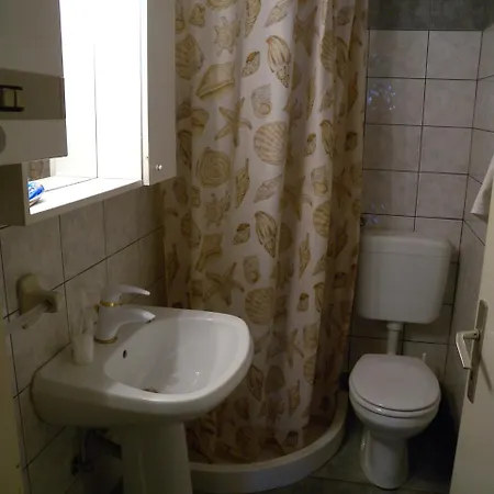 Studio Apartment In Pula *