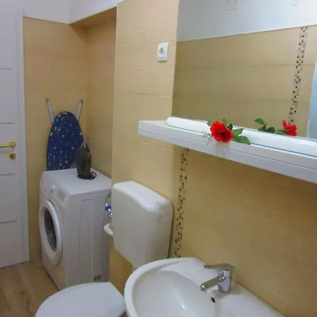 Studio Apartment In Pula Apartament *