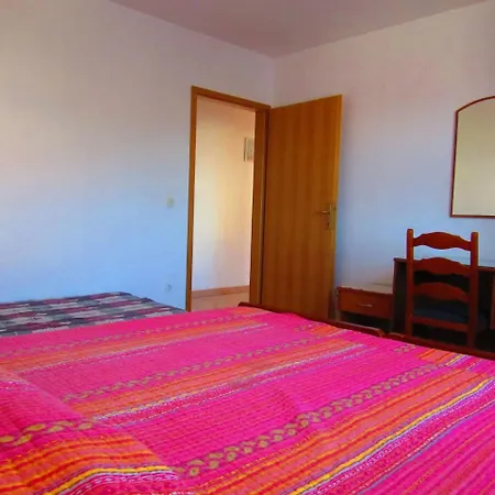 Studio Apartment In Pula Vintijan