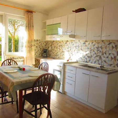 Studio Apartment In Pula Apartmán