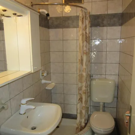 Studio Apartment In Pula